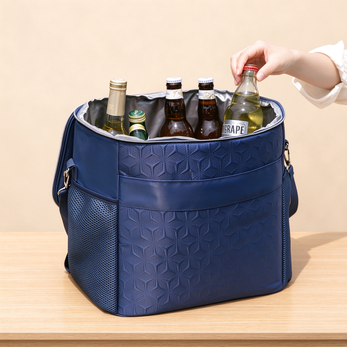Horizontal Cooler Bag