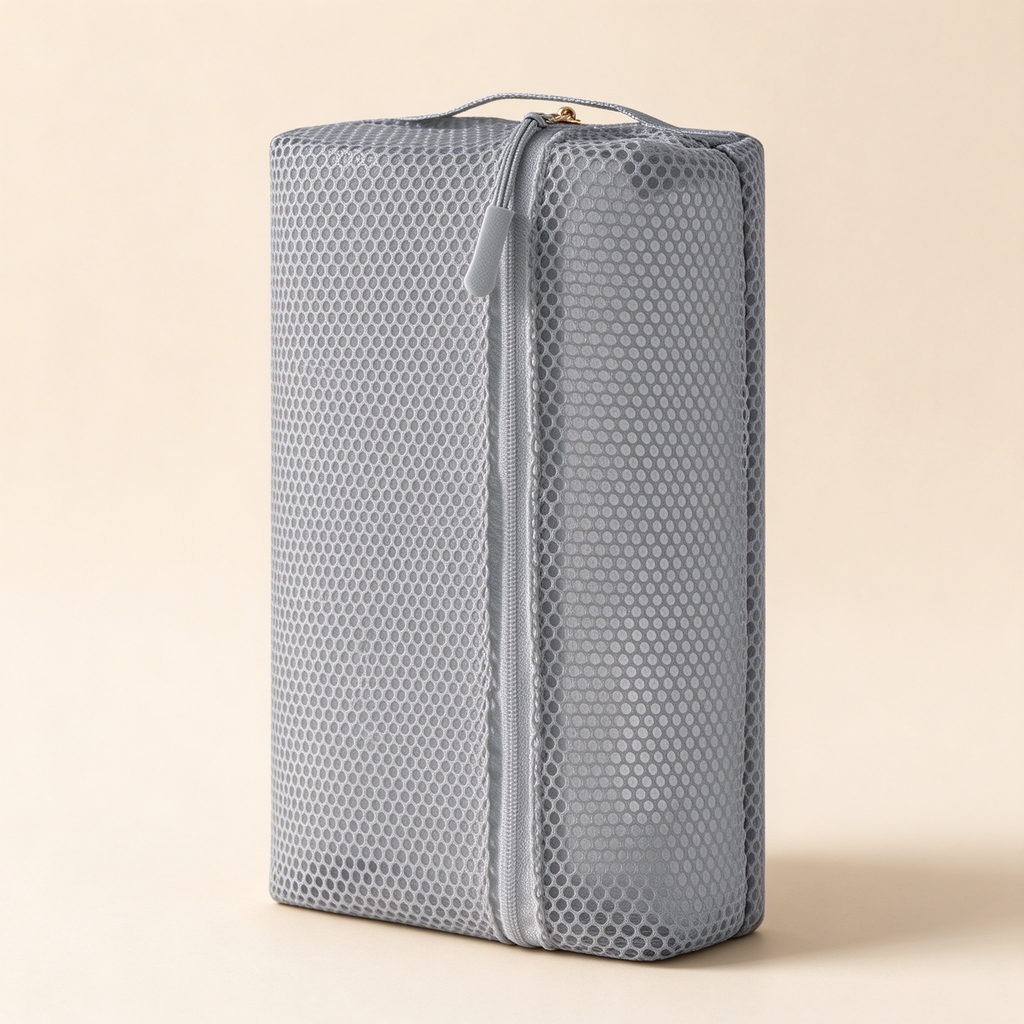 Flat Mesh Packing Pouch